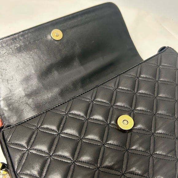 Authentic MCM good condition tarnish in metal hardware - Picture 6 of 12